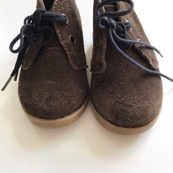 Janie and Jack brown suede chukka boots EUC size 4 toddler - Picture 4 of 7